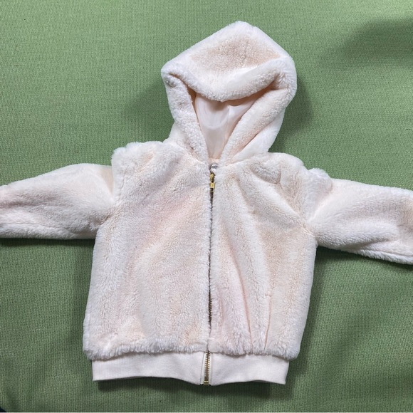 Wondernation Other - Wonder nation cream Faux Fur Jacket